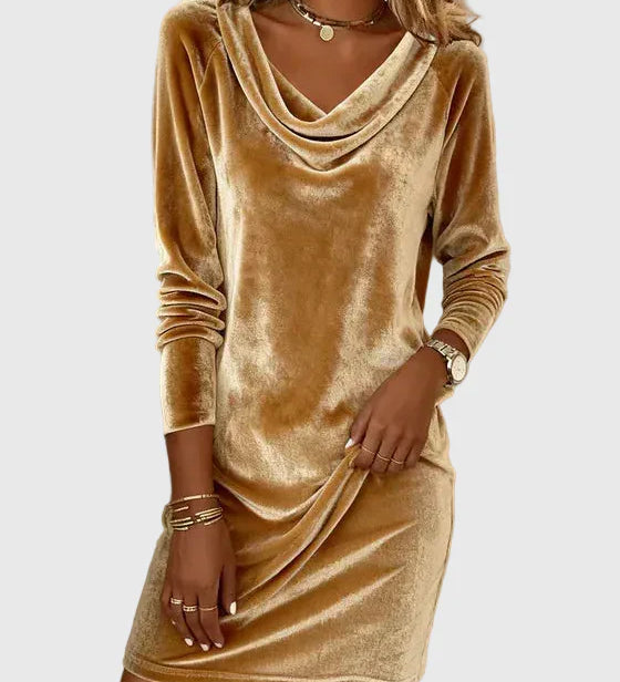 Zsófia - Laza Fazonú Velúr Ruha