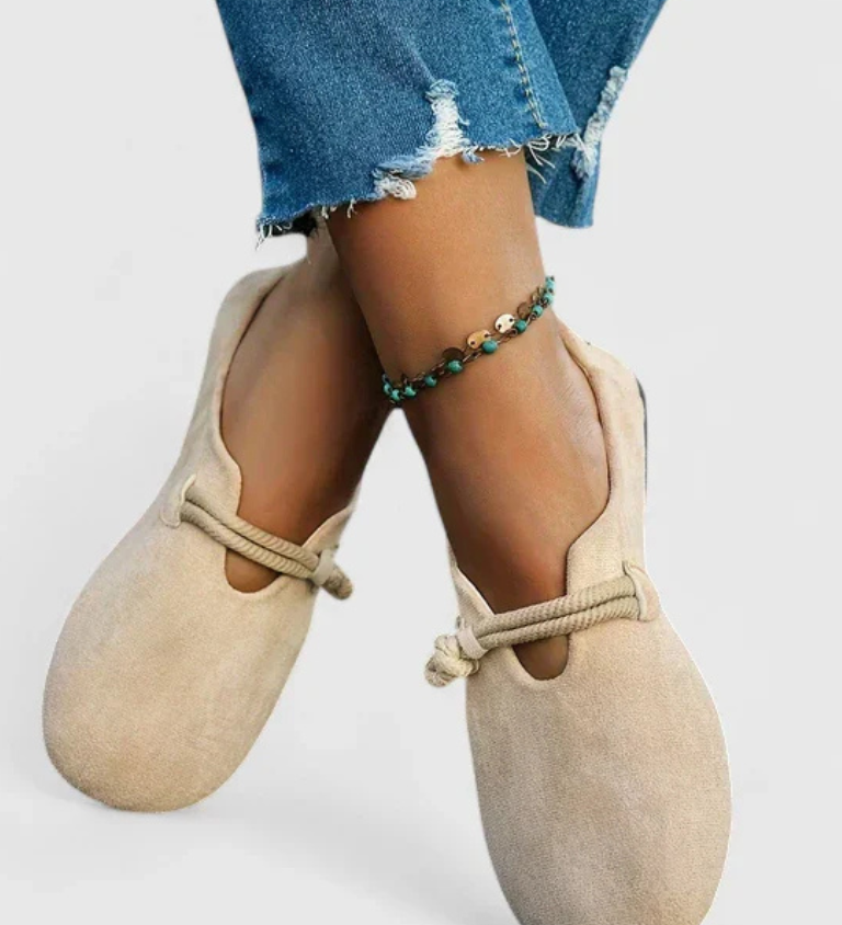 AVELISSE KÉNYELMI CIPŐK