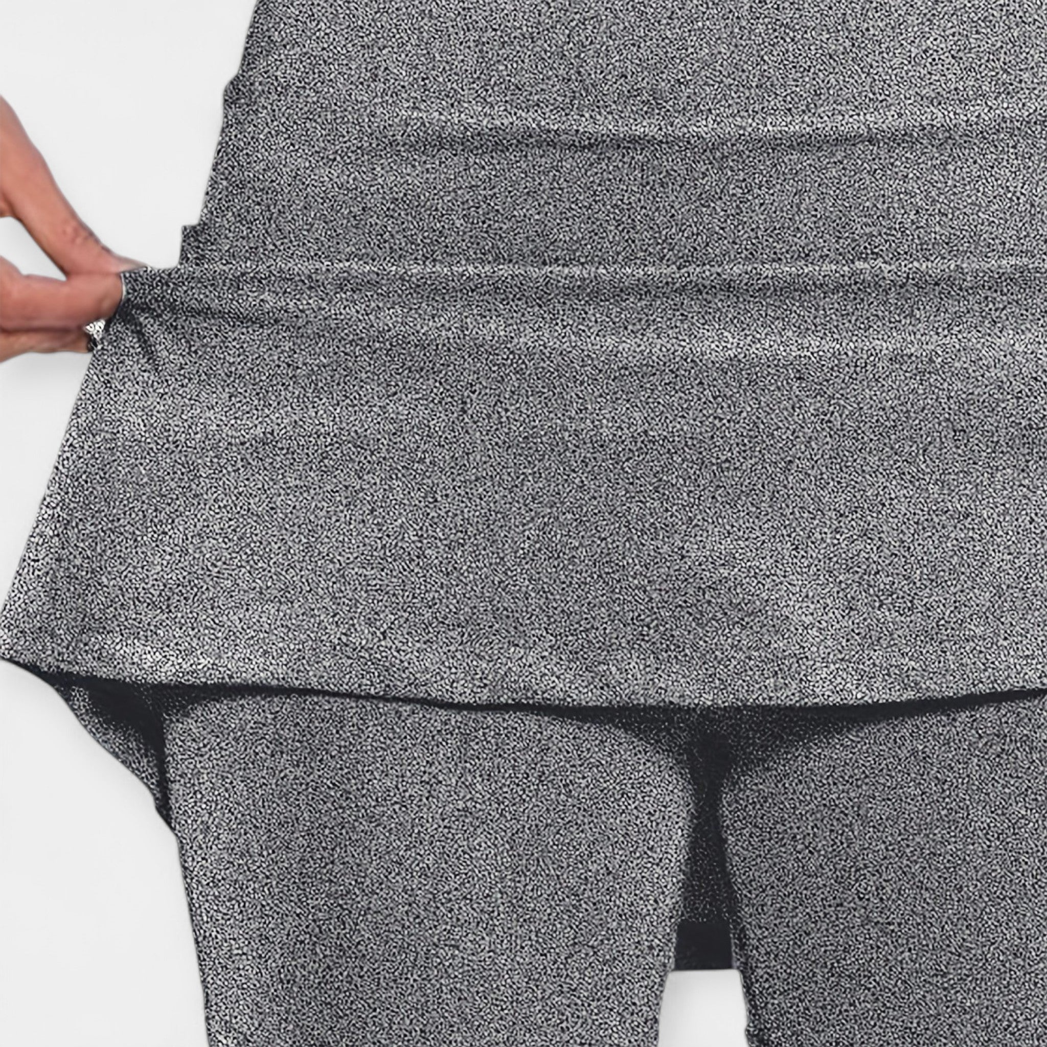 Magas rövidnadrág szoknyával