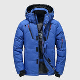 André – Pehelykönnyű dzseki kapucnival és technikai részletekkel